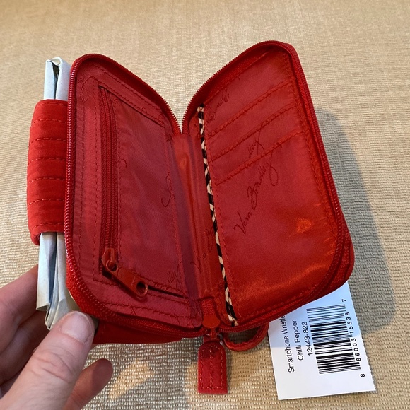 Vera Bradley Smartphone Wristlet - Picture 6 of 8